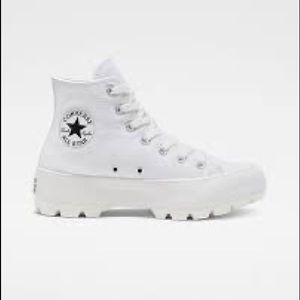 Women’s Chuck Taylor Lugged platform sneakers